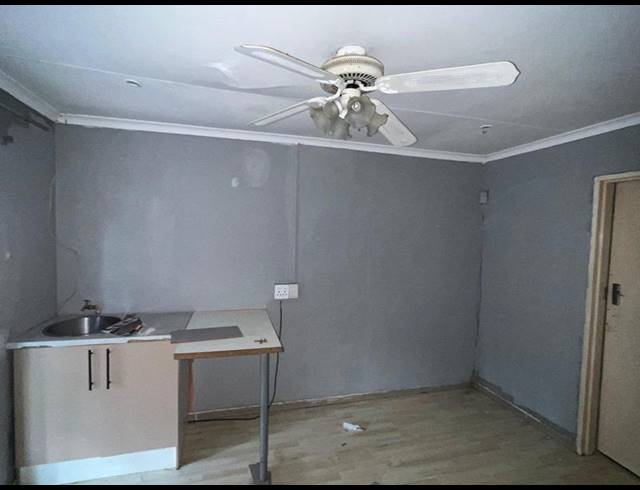 1 BEDROOM PROPERTY TO RENT IN BLOUBOSRAND